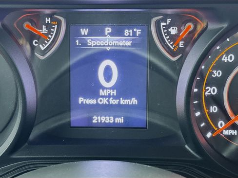 Used 2024 Jeep Wrangler Unlimited Sport AWD/4WD image 8