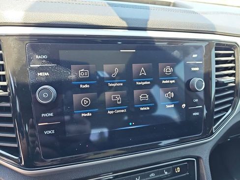 Used 2023 Volkswagen Atlas SE w/ Panoramic Sunroof Package FWD image 27