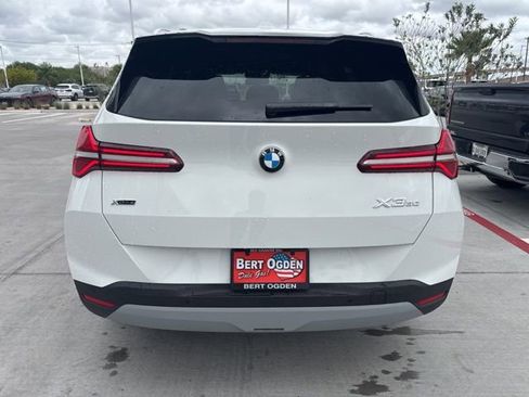 New 2026 BMW X3 xDrive30 w/ Premium Package AWD/4WD image 5