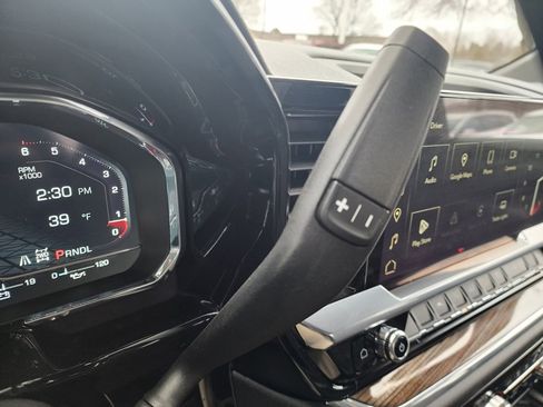 Used 2023 GMC Sierra 1500 Elevation image 28