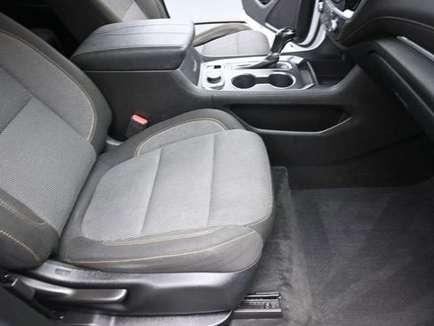 Used 2019 Chevrolet Traverse LT image 27