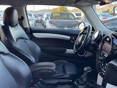 Used 2016 MINI Cooper S FWD image 15