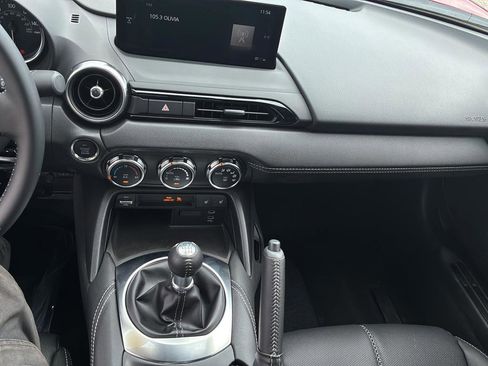 New 2026 MAZDA MX-5 Miata RF Grand Touring RWD image 32