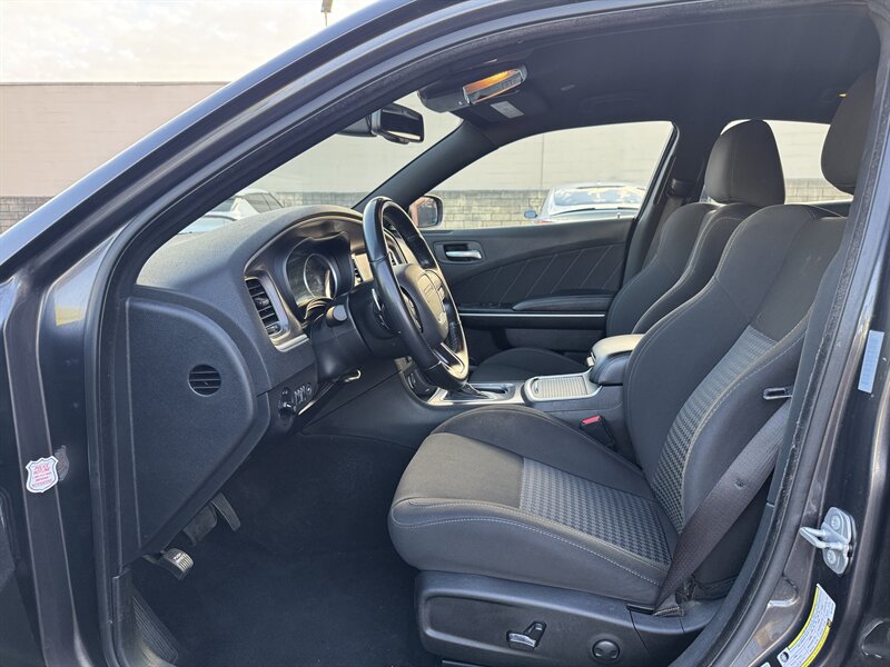 Used 2022 Dodge Charger R/T RWD image 25
