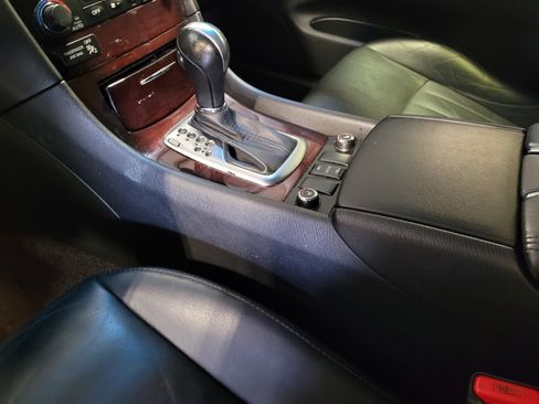 Used 2014 INFINITI QX50 Journey w/ Premium Package image 26