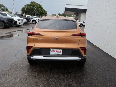 New 2026 Buick Envista Preferred w/ Convenience II Package image 5