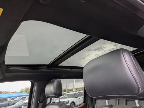 Used 2021 Ford F150 Lariat w/ Equipment Group 502A High AWD/4WD image 16
