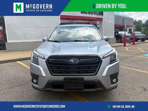 Used 2024 Subaru Forester Limited AWD/4WD image 13