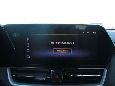 New 2026 Chevrolet TrailBlazer LT FWD image 40