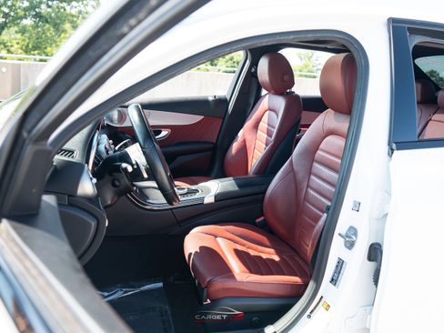 Used 2021 Mercedes-Benz C 300 Sedan image 16