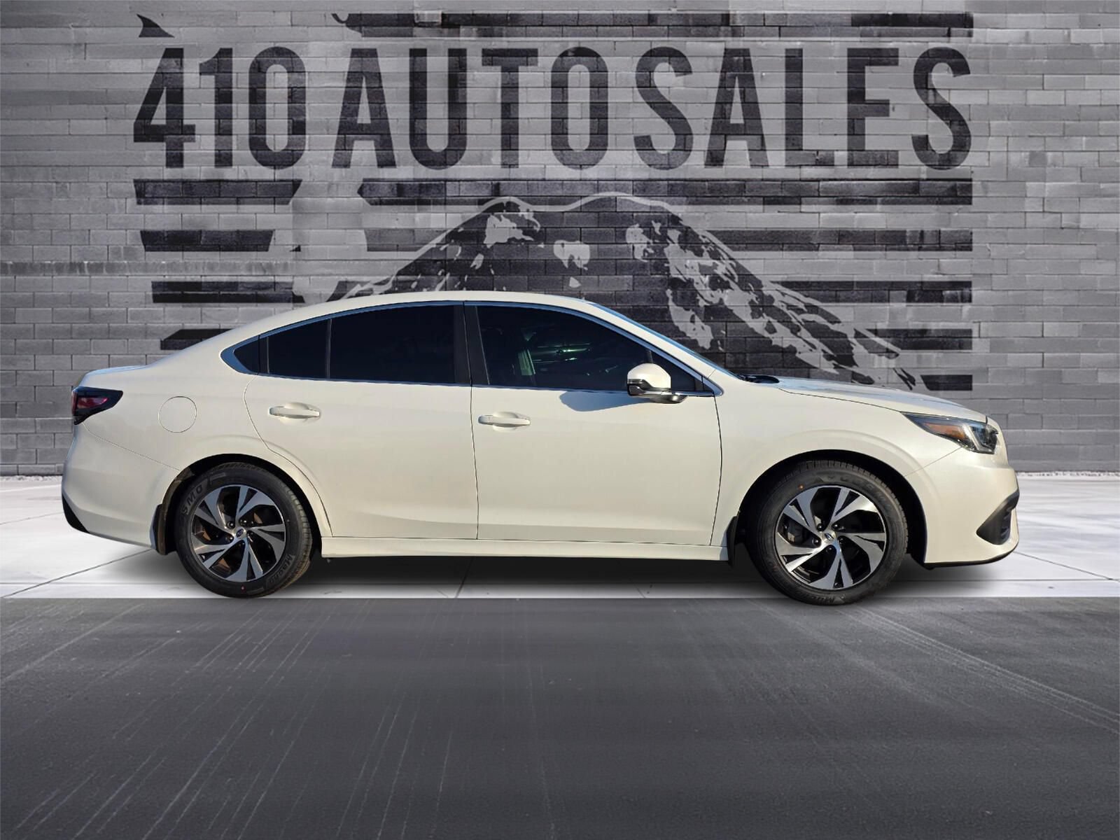 Used 2020 Subaru Legacy Premium AWD/4WD image 2