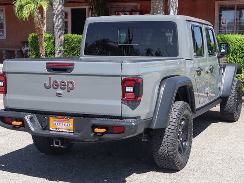 Used 2023 Jeep Gladiator Mojave w/ LED Lighting Group AWD/4WD image 10