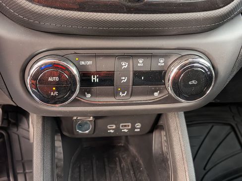 Certified 2023 Chevrolet TrailBlazer LT w/ Convenience Package image 29