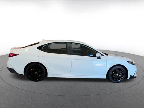 Used 2026 Toyota Camry SE FWD image 12