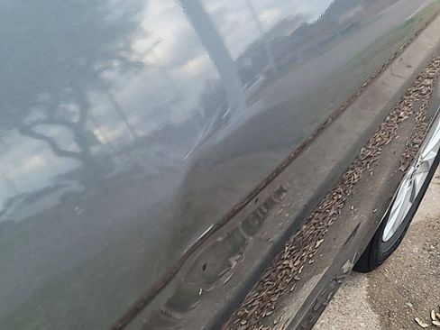 Used 2018 Volkswagen Golf S image 17