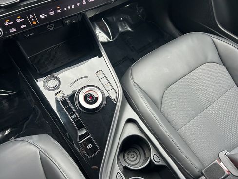 Used 2023 Kia Niro Wind image 20