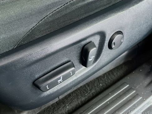 Used 2018 Toyota 4Runner TRD Off-Road w/ TRD Performance Package image 19