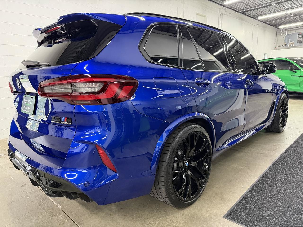 Used 2022 BMW X5 M w/ Competition Package 2 AWD/4WD image 4