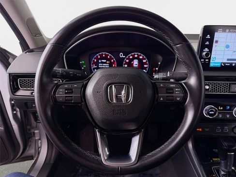 Used 2023 Honda Civic Touring image 13