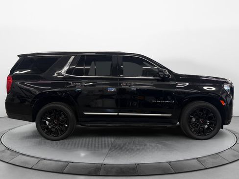 Used 2024 GMC Yukon Denali AWD/4WD image 2