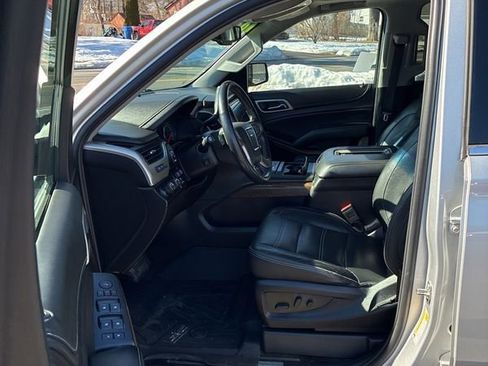 Used 2018 GMC Yukon Denali w/ Open Road Package image 3