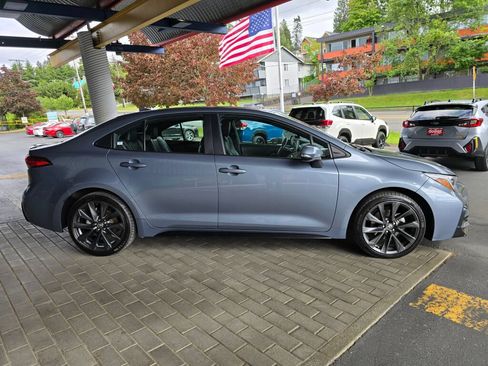 Used 2024 Toyota Corolla XSE FWD image 4