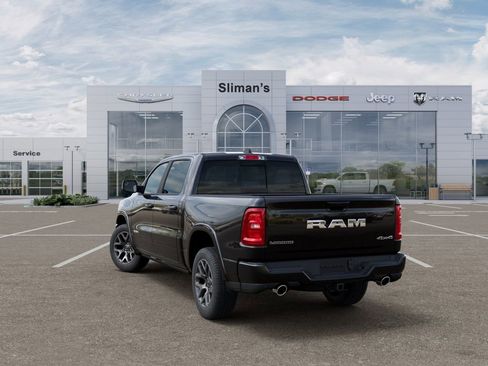 New 2026 RAM 1500 Laramie AWD/4WD image 3