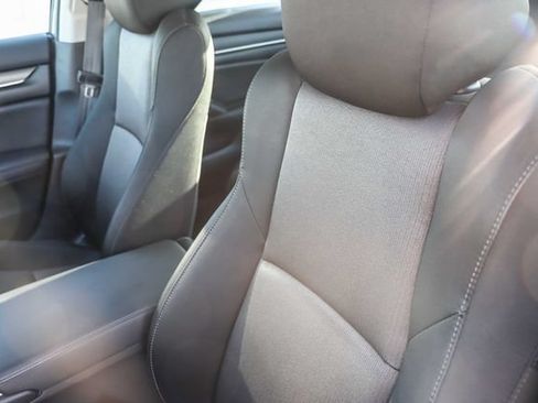Used 2022 Honda Accord Hybrid image 26