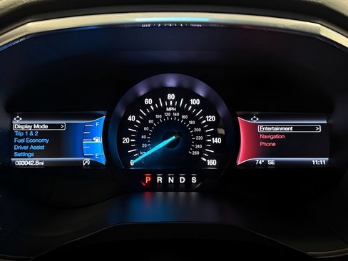 Used 2019 Ford Edge Titanium w/ Equipment Group 301A FWD image 21