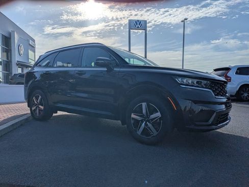 Used 2022 Kia Sorento S FWD image 3