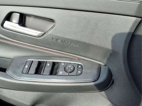 New 2026 Nissan Sentra SR w/ Floor Mat Package image 15