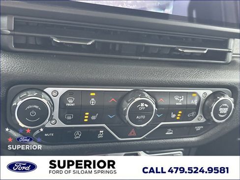 Used 2024 Jeep Wrangler Unlimited Sport AWD/4WD image 32
