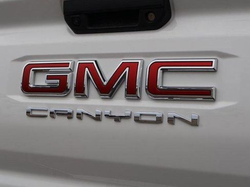 New 2026 GMC Canyon AT4 image 16