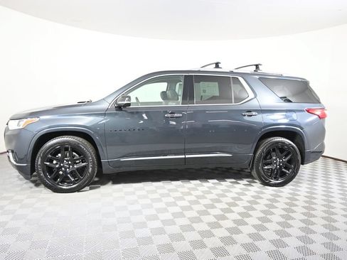 Used 2019 Chevrolet Traverse Premier w/ LPO, Blackout Package AWD/4WD image 2