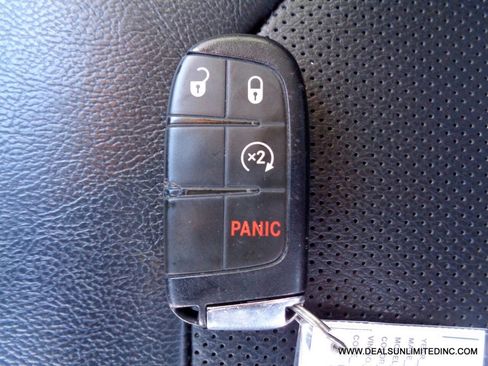 Used 2020 Jeep Compass Limited image 25