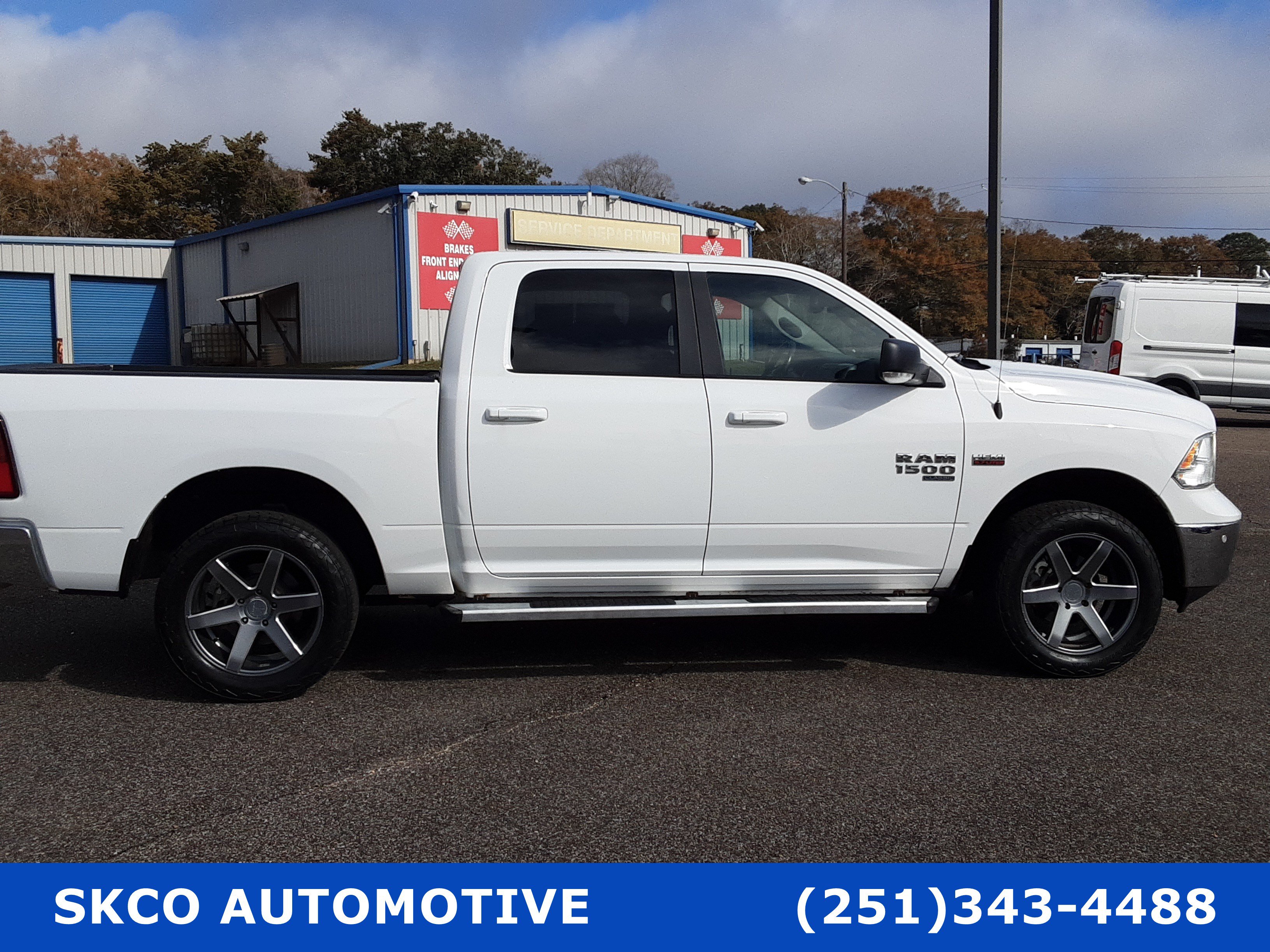 Used 2019 RAM 1500 Big Horn AWD/4WD image 6