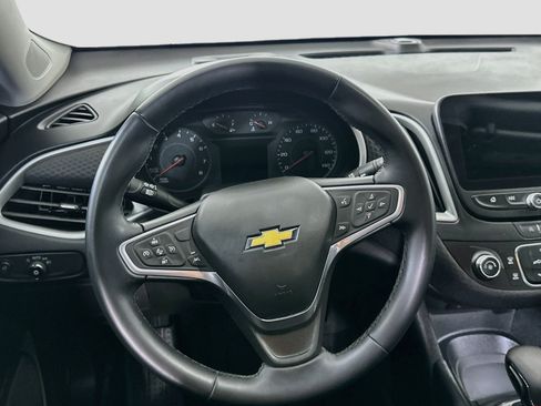 Used 2023 Chevrolet Malibu RS w/ LPO, Floor Liner Package FWD image 17