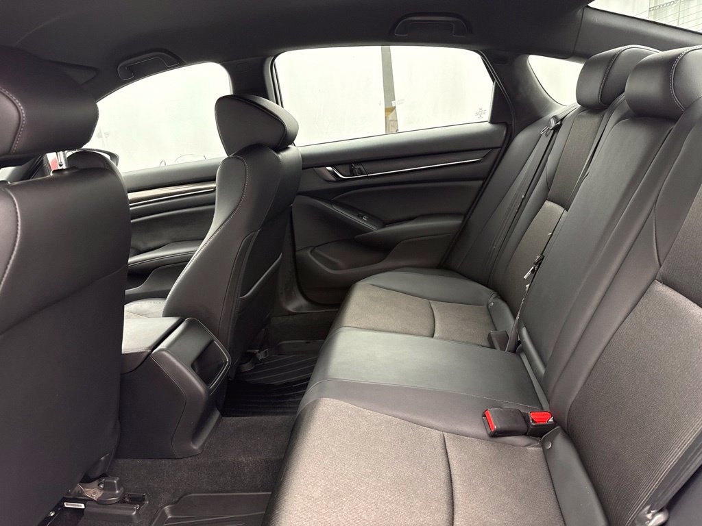 Used 2020 Honda Accord Sport image 13