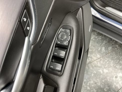 Used 2019 Cadillac XT5 Luxury AWD/4WD image 9