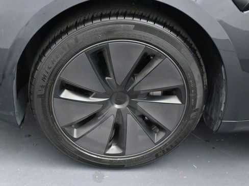 Used 2025 Tesla Model 3 Long Range RWD image 33