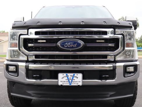 Used 2022 Ford F250 Lariat w/ Lariat Ultimate Package AWD/4WD image 13