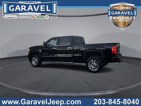 Used 2016 GMC Sierra 2500 Denali w/ Driver Alert Package image 10