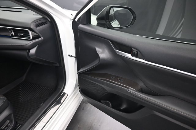 Used 2024 Toyota Camry XSE w/ Navigation Package FWD image 28