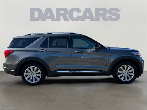 Used 2023 Ford Explorer Limited w/ Limited Technology Package image 8