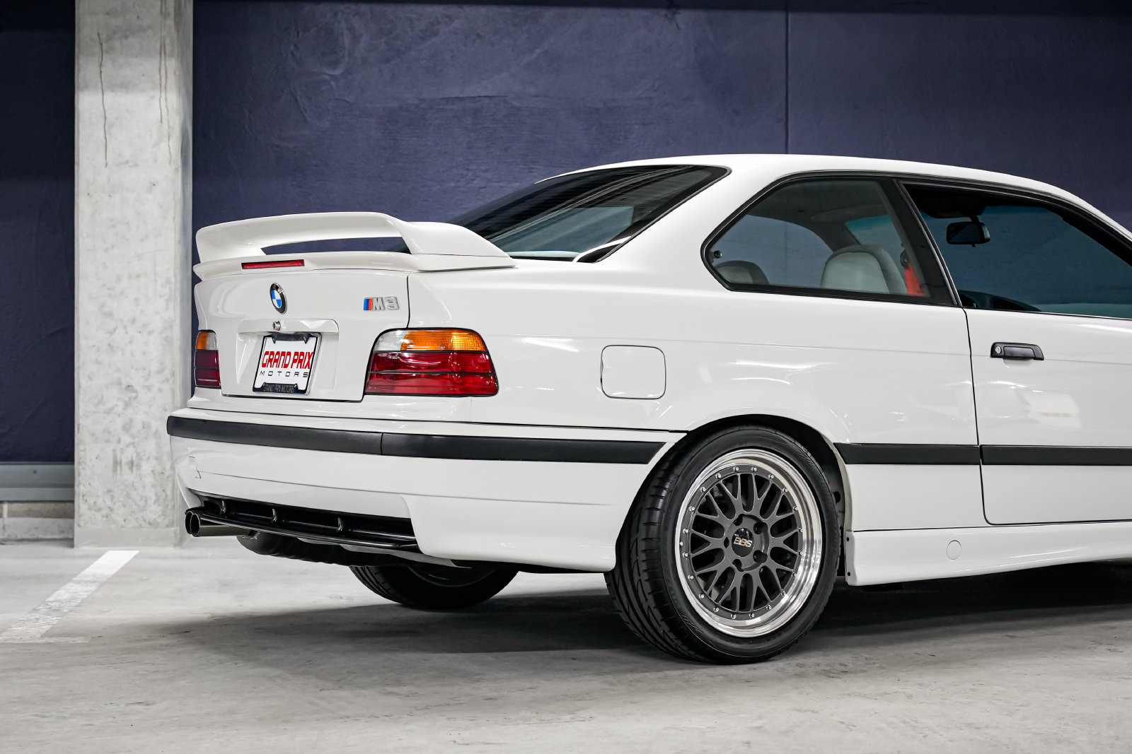Used 1997 BMW M3 Coupe RWD image 35