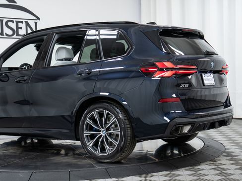 New 2026 BMW X5 xDrive50e w/ M Sport Package image 28