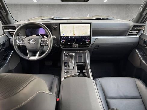 Used 2024 Lexus GX 550 w/ Accessory Package (Z1) image 20