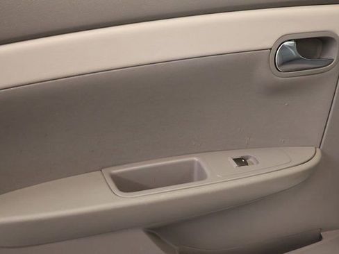 Used 2008 Chevrolet Malibu LS image 23