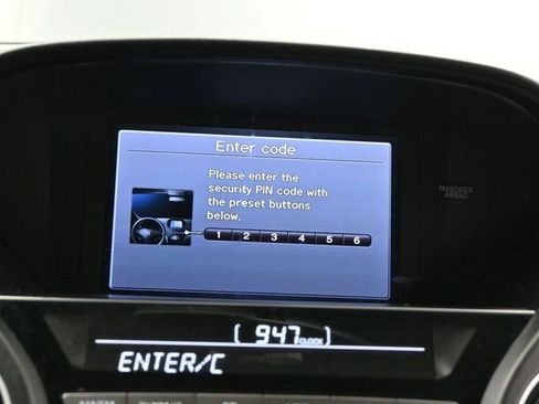 Used 2013 Honda Pilot Touring image 17