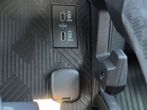 Used 2025 Toyota Tacoma SR5 RWD image 21